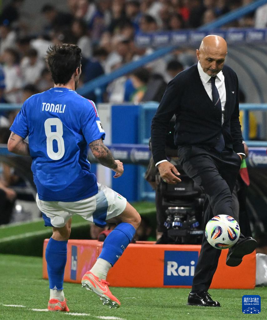 完美体育运营中心-关于意大利在欧预赛中大获全胜，强势晋级的信息  第1张